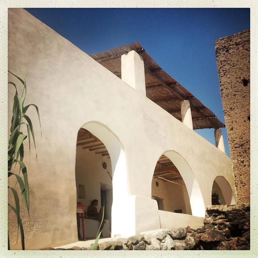 Alicudi Casa 3 Archi B&B 이탈리아