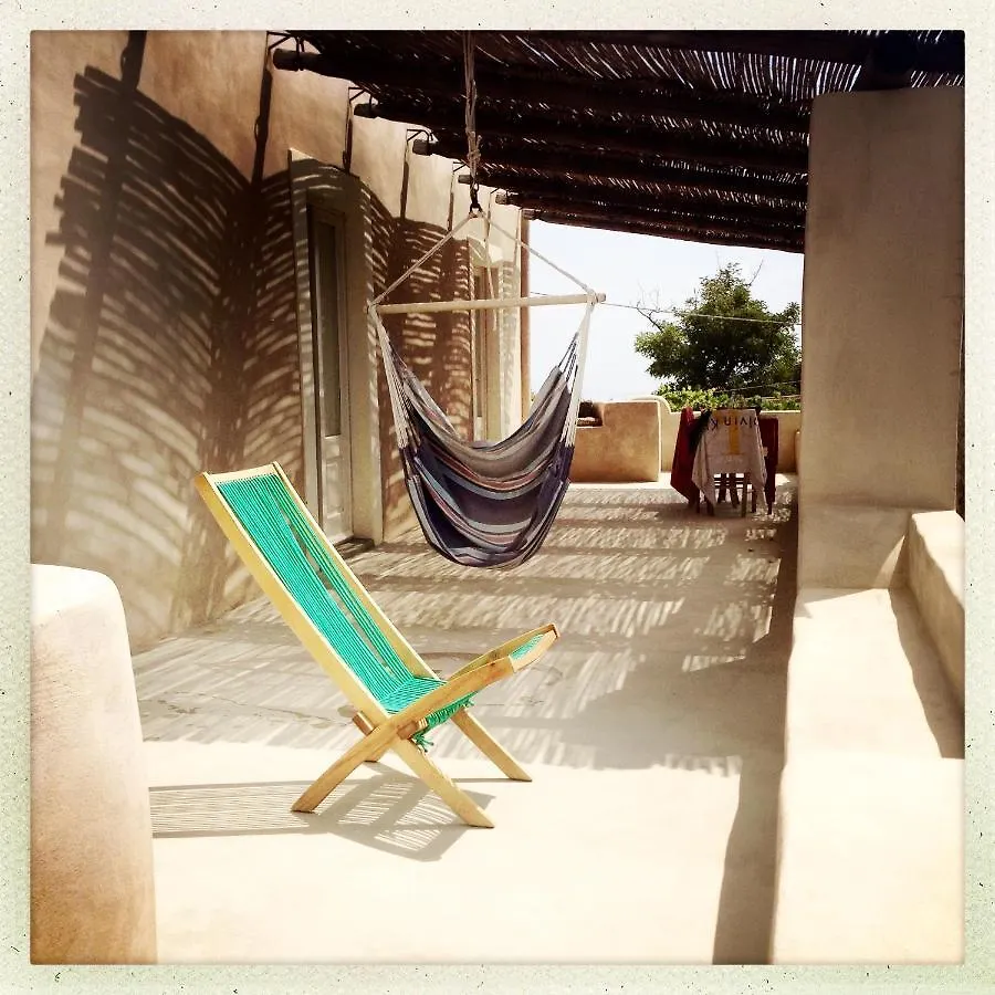 Bed and Breakfast Casa 3 Archi Alicudi 0*,