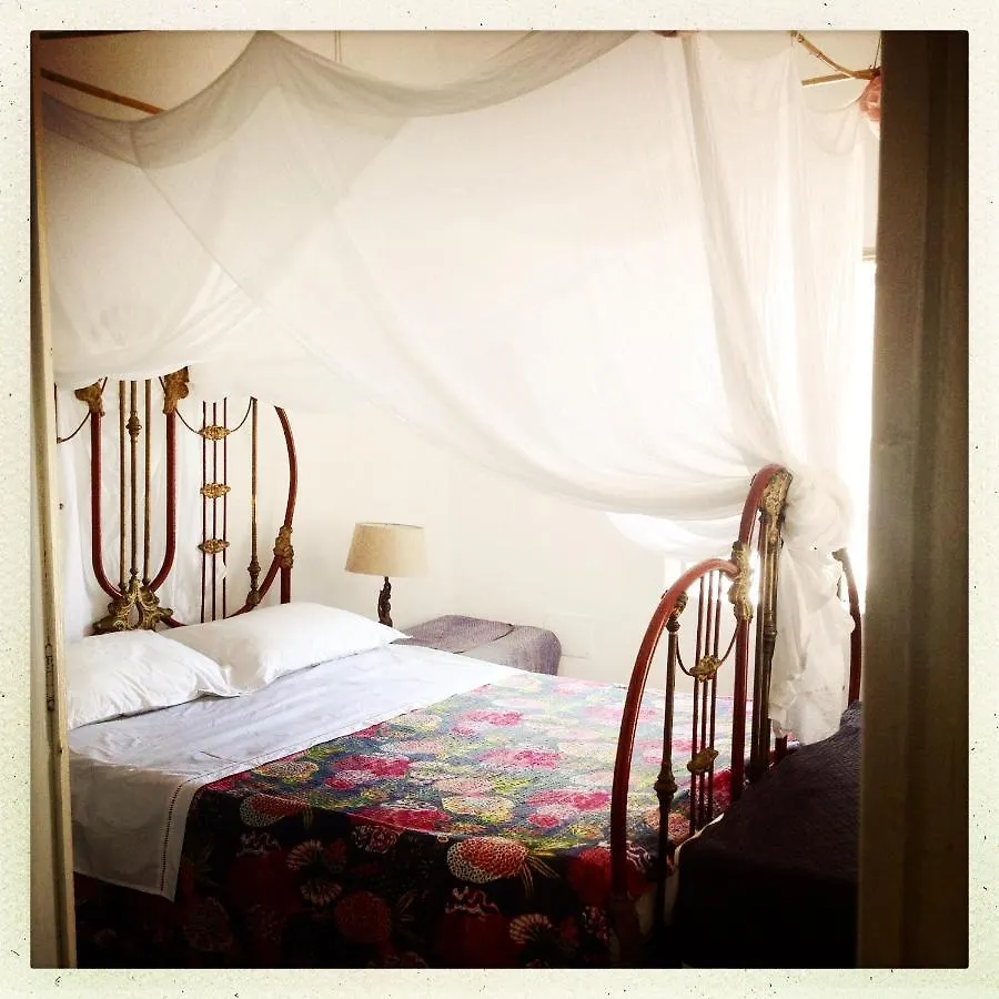 Bed & Breakfast Bed and Breakfast Casa 3 Archi Alicudi